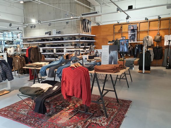 Verleiding maximaal Pessimist OPEN32 Amersfoort – clothing and shoe store in Amersfoort, reviews, prices  – Nicelocal